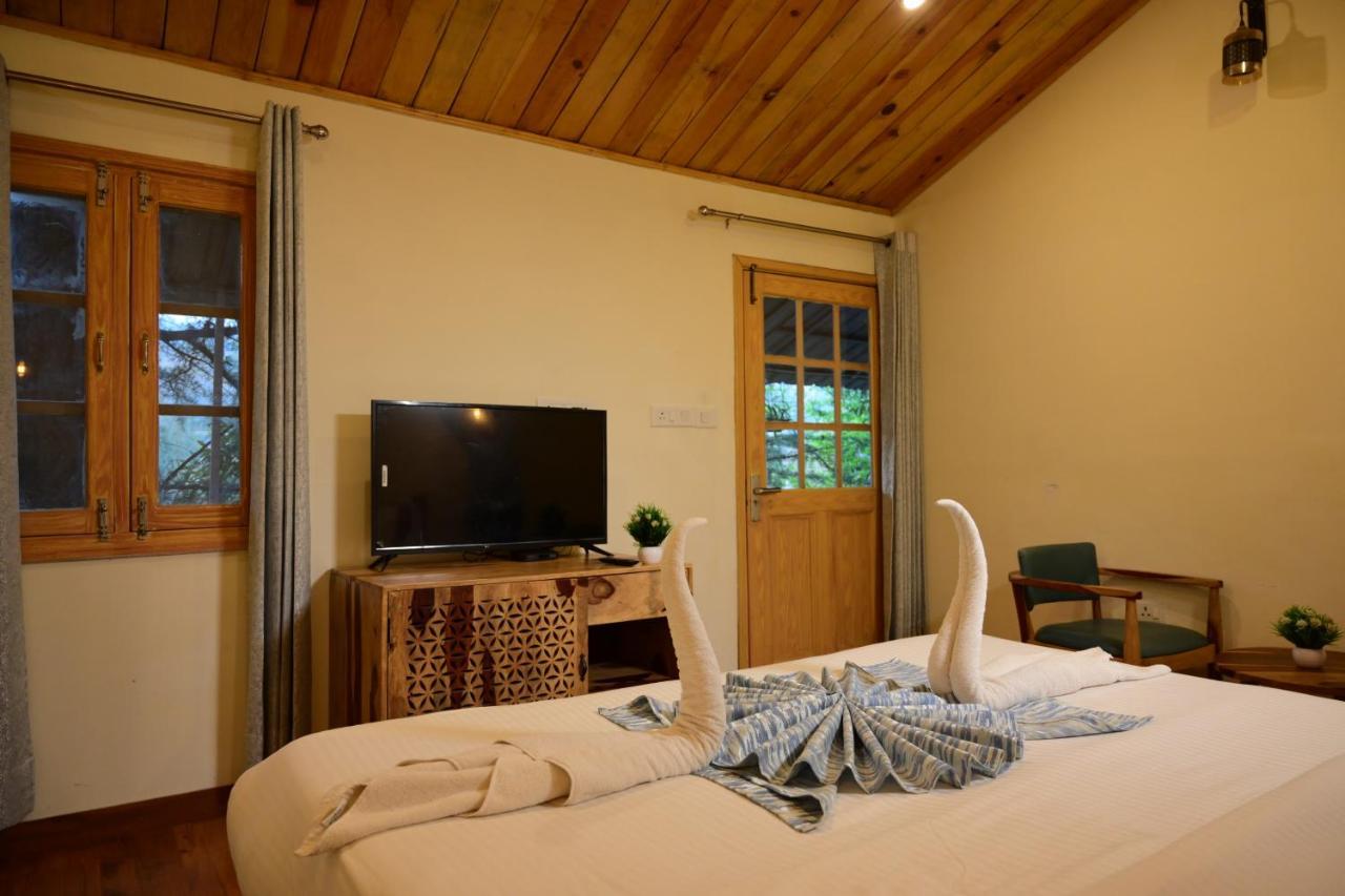 Aamod At Shoghi Luxury Cottage Resort Shimla Zewnętrze zdjęcie